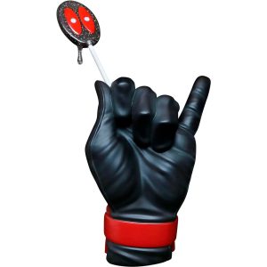 DIAMOND SELECT 4582578246661  Estatua Heroic Hands Deadpool Marvel 26cm Tamaño aproximado: 26cm. REF0200